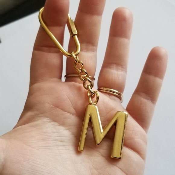 M keychain letter initial key ring gold tone monogram alphabet initial monogram - Picture 6 of 8